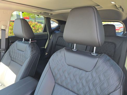 New 2026 Nissan Murano Platinum AWD/4WD image 9