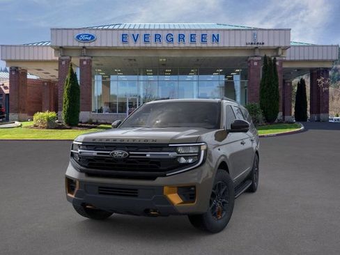New 2026 Ford Expedition Tremor image 2