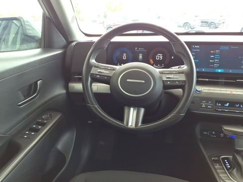 Used 2024 Hyundai Kona SEL AWD/4WD image 17
