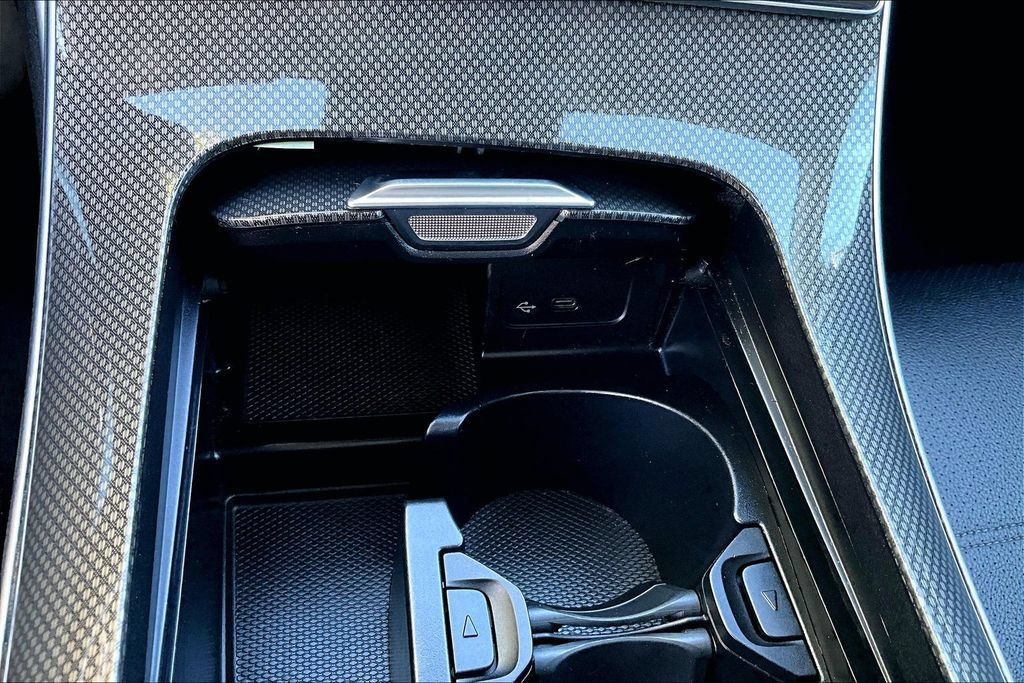 Used 2022 Mercedes-Benz C 300 Sedan image 33