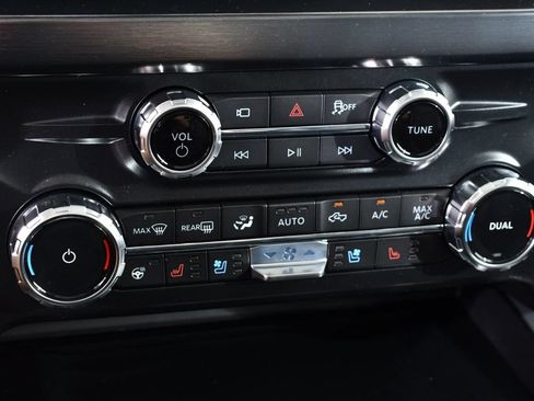 New 2026 Ford F350 Lariat w/ Black Appearance Package AWD/4WD image 30