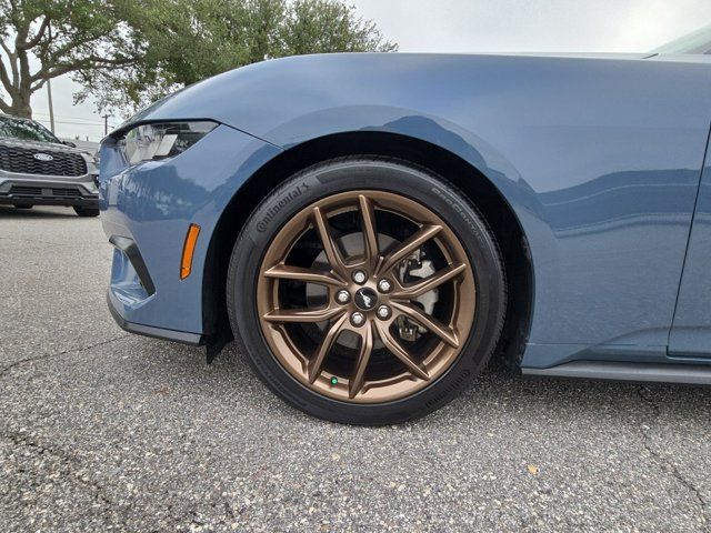Used 2025 Ford Mustang Premium RWD image 23