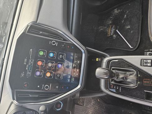 Used 2024 Subaru Crosstrek 2.5i Wilderness w/ Crosstrek Mirror Package image 10