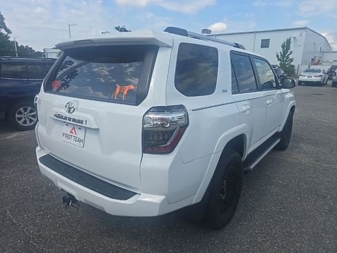 Used 2023 Toyota 4Runner SR5 Premium w/ Moonroof Package AWD/4WD image 5