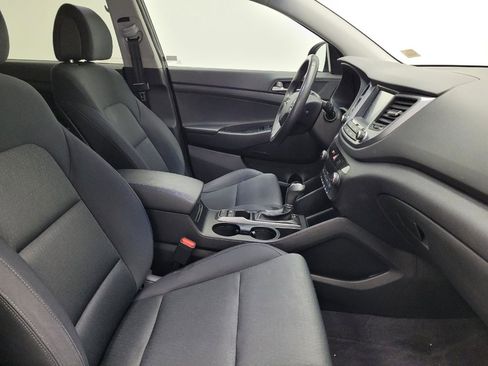 Used 2018 Hyundai Tucson Value FWD image 21