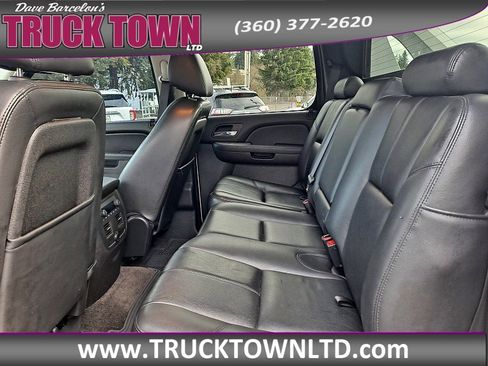 Used 2013 Chevrolet Avalanche LT w/ Suspension Package, Off-Road image 17