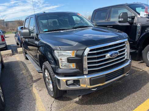 Used 2016 Ford F150 XLT w/ Equipment Group 302A Luxury AWD/4WD image 19