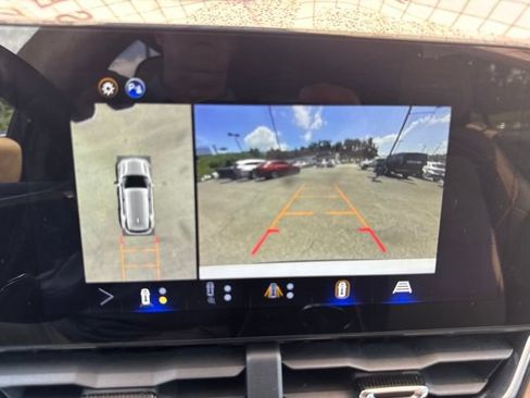 Used 2026 Chevrolet Equinox ACTIV w/ Safety and Technology Package AWD/4WD image 12