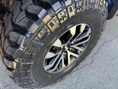 Used 2019 Ford F150 Raptor w/ Equipment Group 802A Luxury image 30