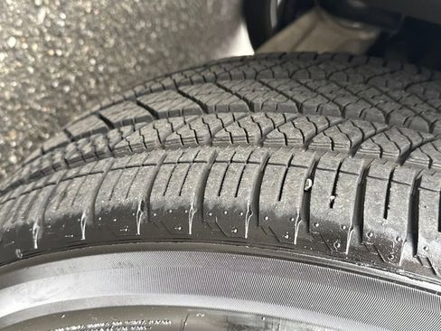 Used 2021 Ford Explorer Platinum w/ Equipment Group 601A image 30