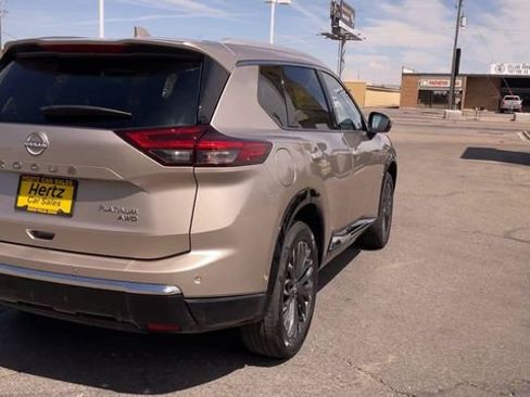 Used 2026 Nissan Rogue Platinum w/ Platinum Premium Package AWD/4WD image 9