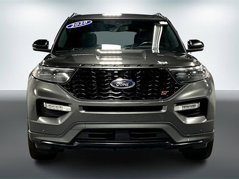 Used 2020 Ford Explorer ST w/ ST Street Pack image 2