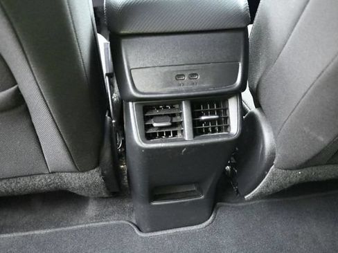 Used 2025 Chevrolet Equinox LT FWD image 37