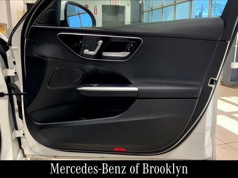 Used 2022 Mercedes-Benz C 300 4MATIC Sedan image 24