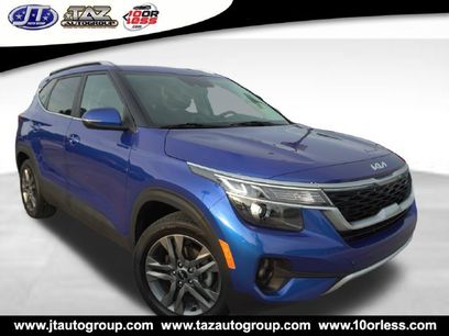 Used 2023 Kia Seltos S w/ Navigation Package