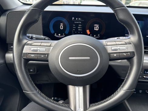 Used 2025 Hyundai Kona SEL AWD/4WD image 20