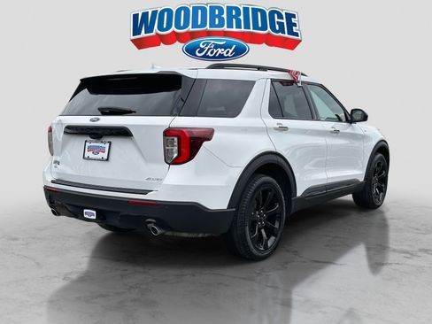 Used 2022 Ford Explorer ST-Line w/ Class IV Trailer Tow Package image 4