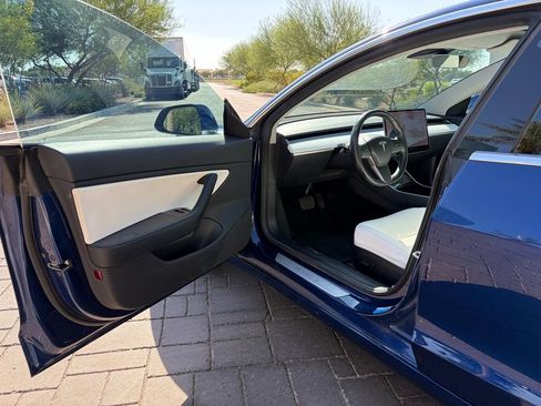 Used 2019 Tesla Model 3 Long Range AWD/4WD image 6