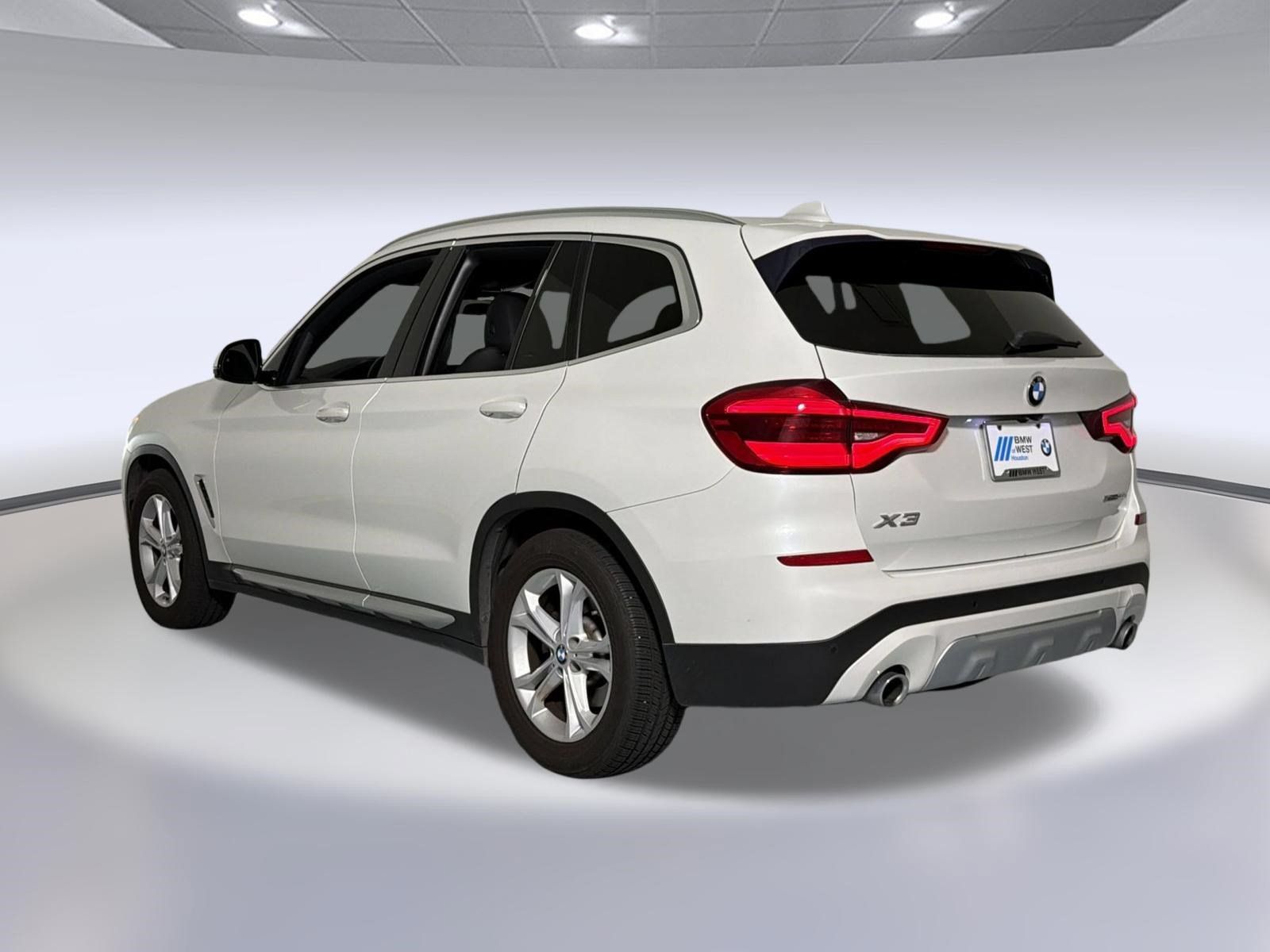 Used 2021 BMW X3 xDrive30i AWD/4WD image 3
