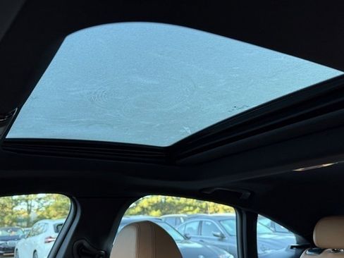 Certified 2023 BMW i4 eDrive35 image 22