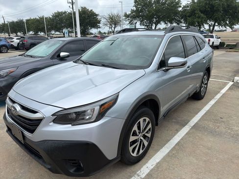 Used 2022 Subaru Outback Premium AWD/4WD image 1