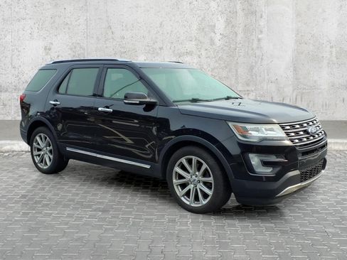 Used 2016 Ford Explorer Limited FWD image 2
