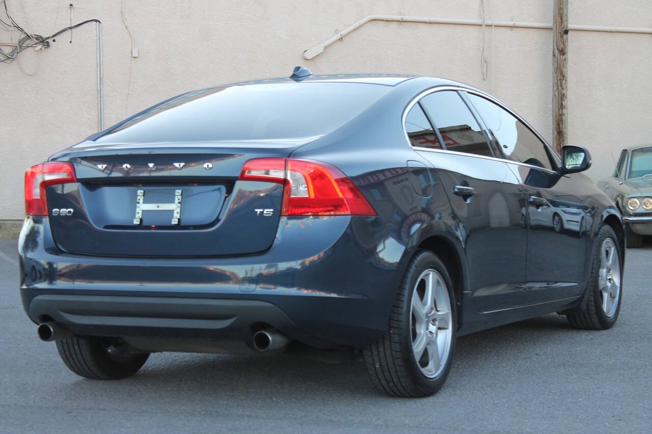 Used 2012 Volvo S60 T5 w/ Climate Pkg FWD image 7