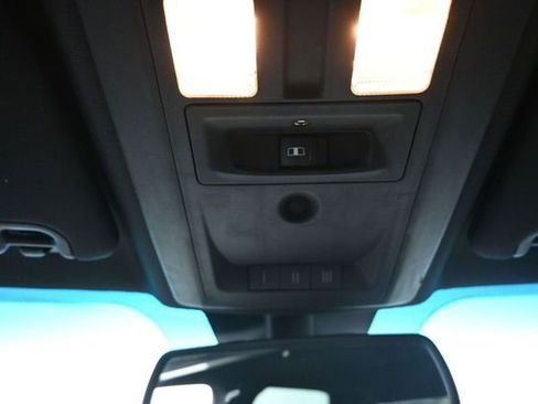 Used 2015 RAM 1500 Rebel AWD/4WD image 17