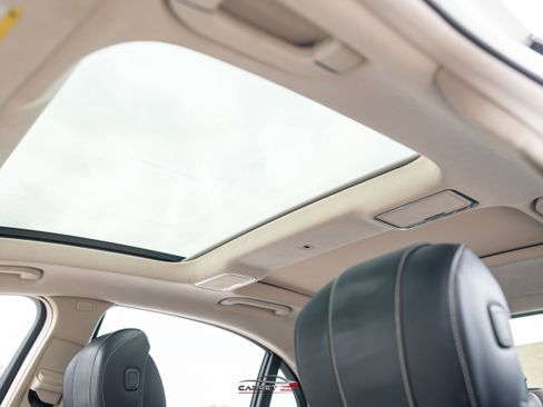 Used 2016 Mercedes-Benz S 550 4MATIC Sedan image 39