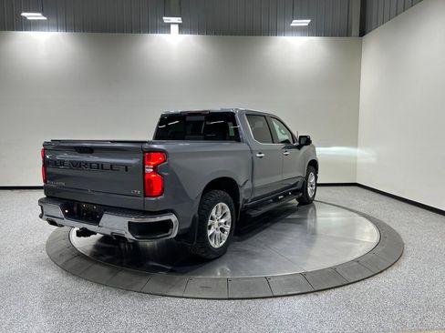 Used 2021 Chevrolet Silverado 1500 LTZ AWD/4WD image 7