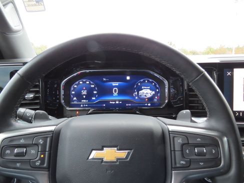 Certified 2024 Chevrolet Silverado 1500 LTZ image 25