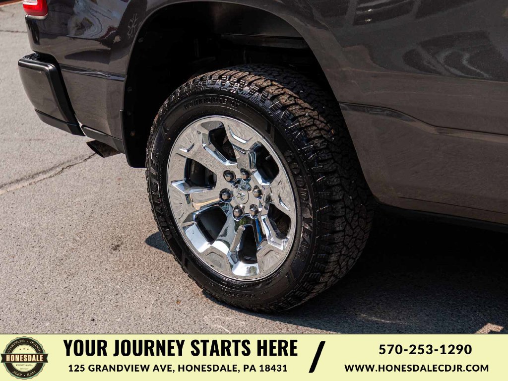 Used 2021 RAM 1500 4x4 Quad Cab image 10