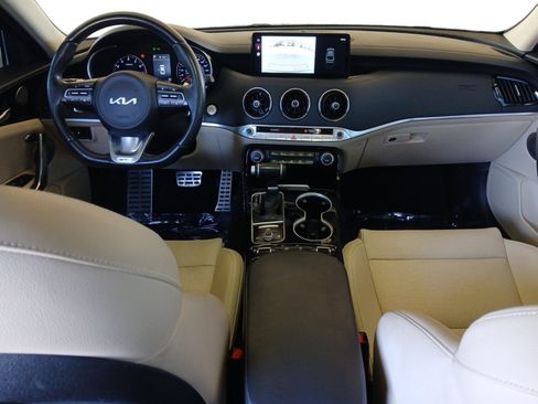 Used 2023 Kia Stinger GT-Line w/ Sun & Sound Package image 10