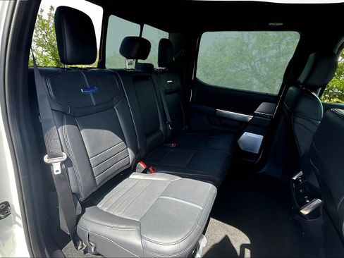 New 2026 Ford F250 Platinum image 9