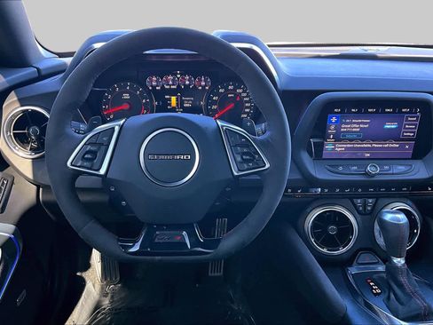 Used 2021 Chevrolet Camaro ZL1 RWD image 5