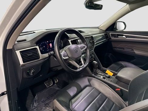 Used 2021 Volkswagen Atlas SEL Premium R-Line image 10