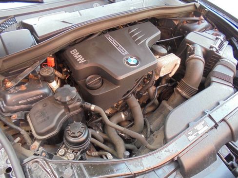 Used 2013 BMW X1 xDrive28i w/ Ultimate Pkg AWD/4WD image 36