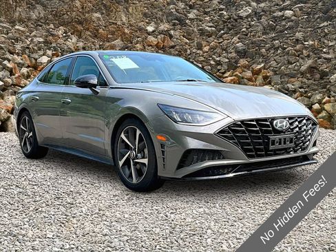 Used 2021 Hyundai Sonata SEL Plus w/ Tech Package FWD image 10