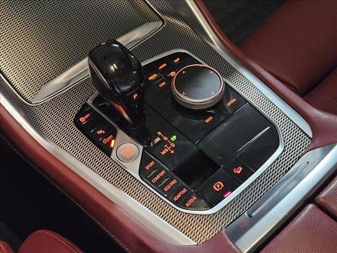 Used 2020 BMW X6 M50i image 12