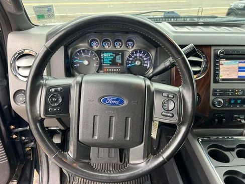 Used 2011 Ford F350 Lariat w/ Lariat Interior Pkg image 14