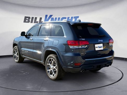 Used 2020 Jeep Grand Cherokee Overland image 3