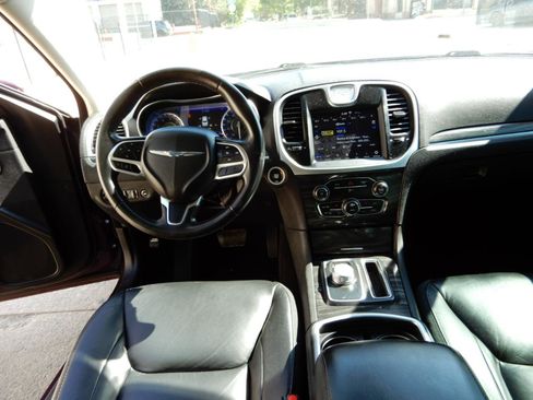 Used 2020 Chrysler 300 Touring L w/ Quick Order Package 2EF RWD image 17
