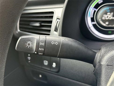 Used 2019 Kia Niro LX image 26