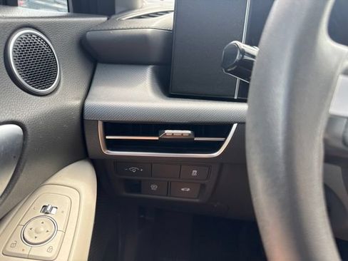 Used 2025 Hyundai Sonata SEL FWD image 8