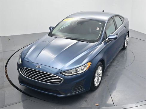 Used 2019 Ford Fusion SE image 41