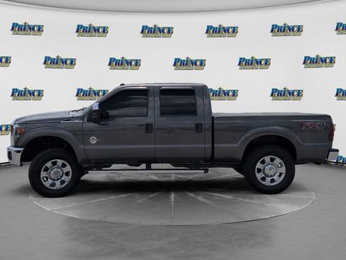 Used 2016 Ford F250 XLT w/ XLT Premium Package AWD/4WD image 12