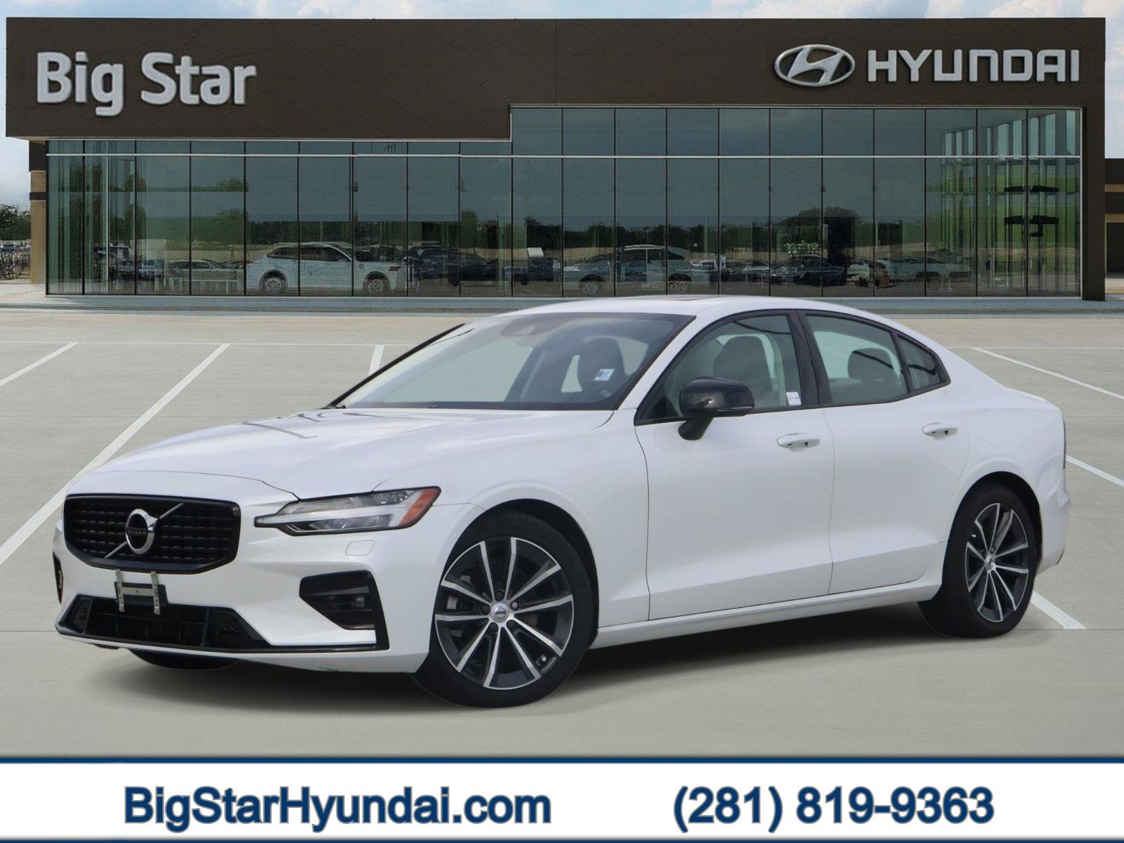 Used 2022 Volvo S60 B5 Momentum AWD/4WD image 1