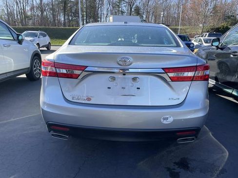 Used 2015 Toyota Avalon XLE Touring image 3