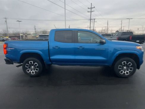 Used 2023 Chevrolet Colorado LT w/ LT Convenience Package III image 9
