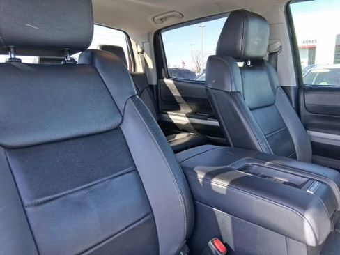 Used 2019 Toyota Tundra Limited w/ Limited Premium Package image 13